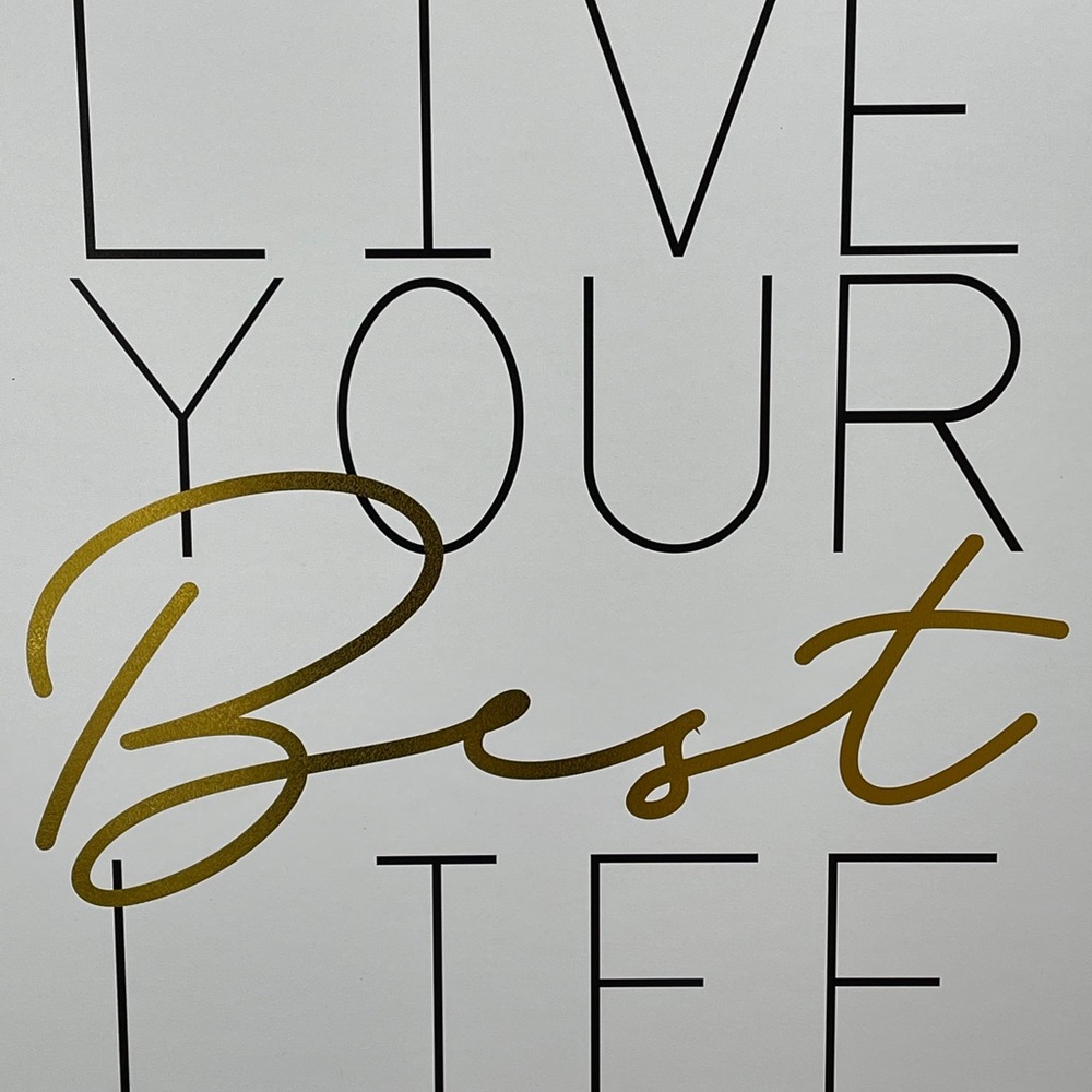 Meet your Posher, Esther